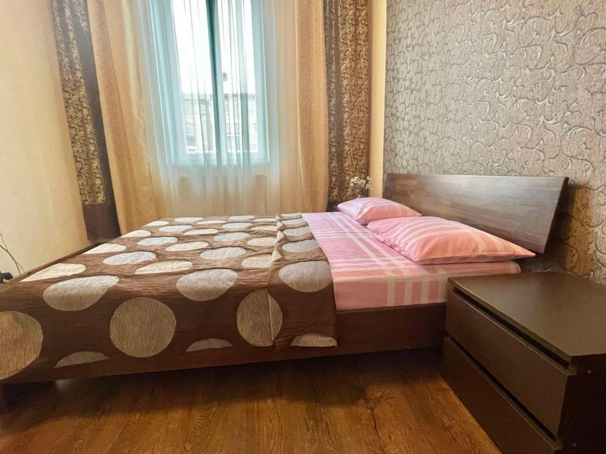 Крехівська 5,Апартаменти В Центрі, Дві Спальні Lemberg Exterior foto